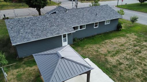 House and pergola new roof