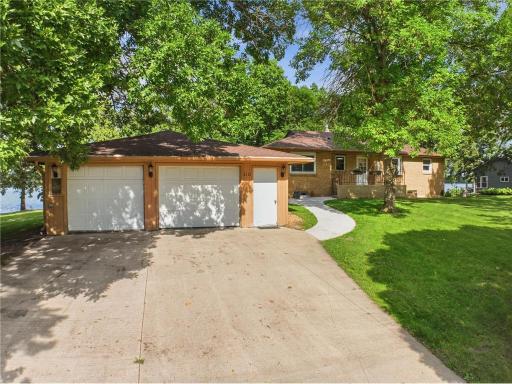 2121 Country Club Drive NE, Willmar, MN 56201
