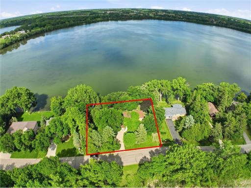 2121 Country Club Drive NE, Willmar, MN 56201