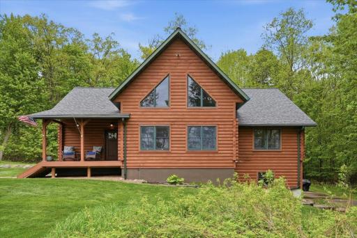02-Front of Home.jpg