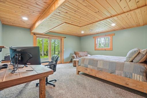 22-Bedroom 2.jpg