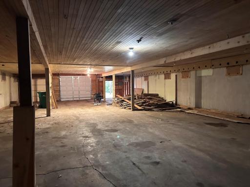 shed 2.jpg