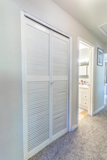 617 Cedar Lane, Moorhead, MN 56560
