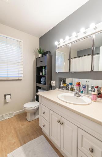 617 Cedar Lane, Moorhead, MN 56560
