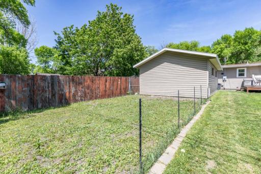 617 Cedar Lane, Moorhead, MN 56560