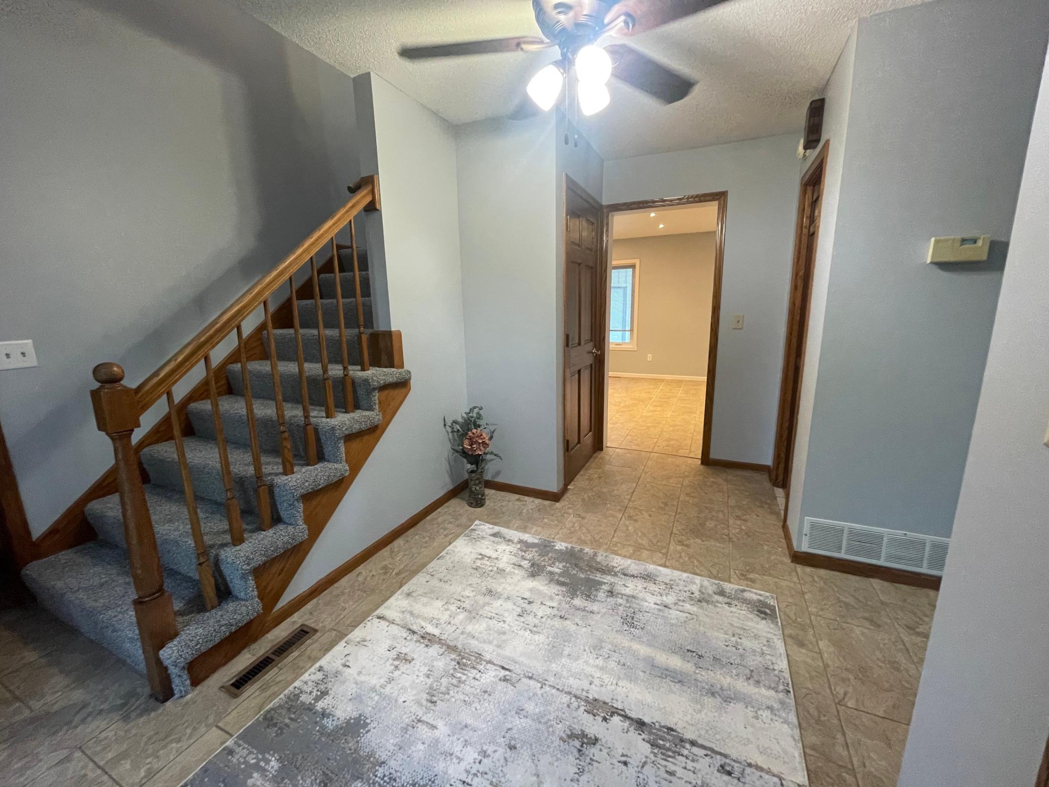 Large Foyer.jpg