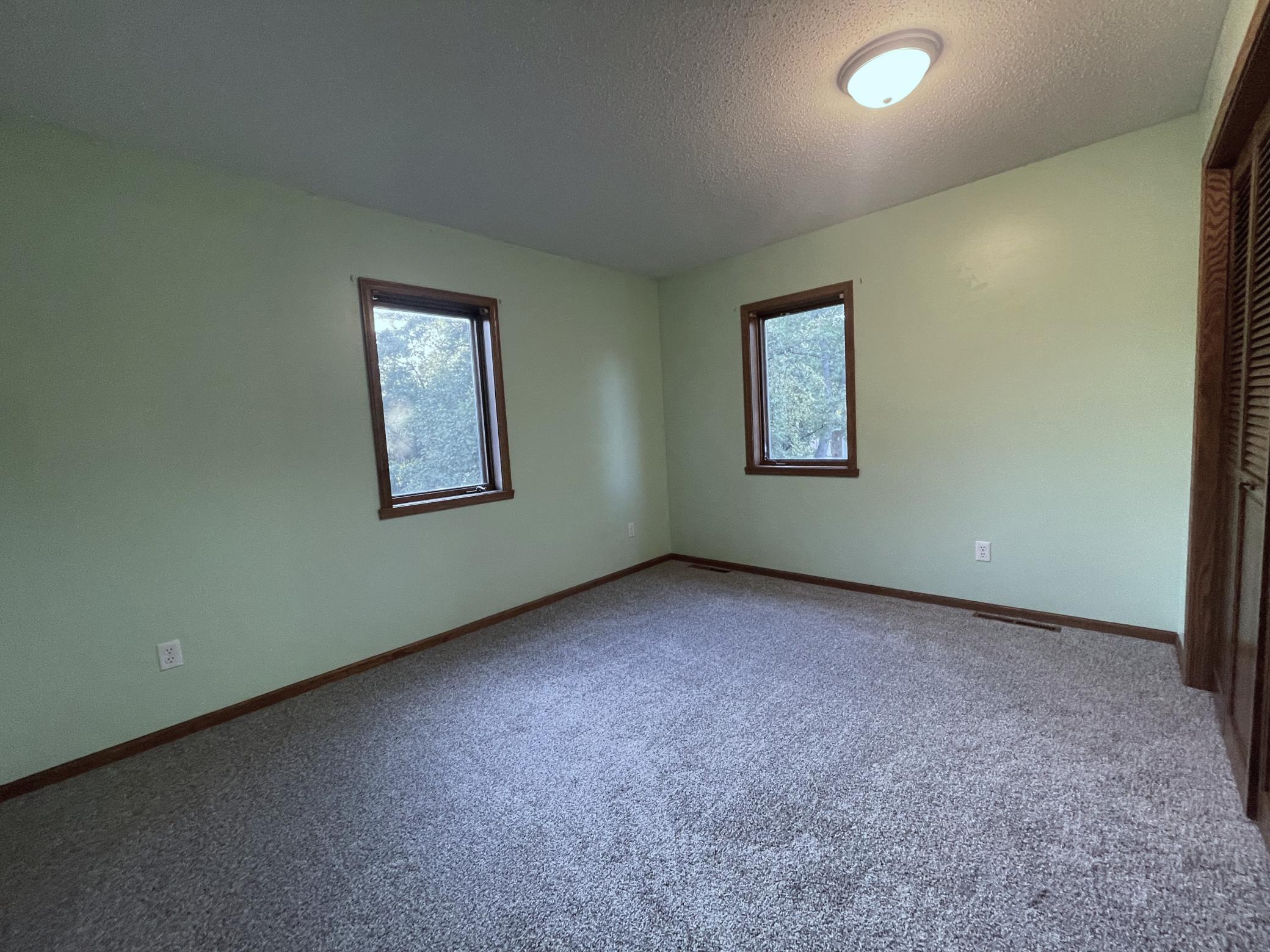 4th Bdrm Up-New Carpet.jpg