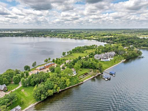 1480 Bracketts Point Road, Wayzata, MN 55391