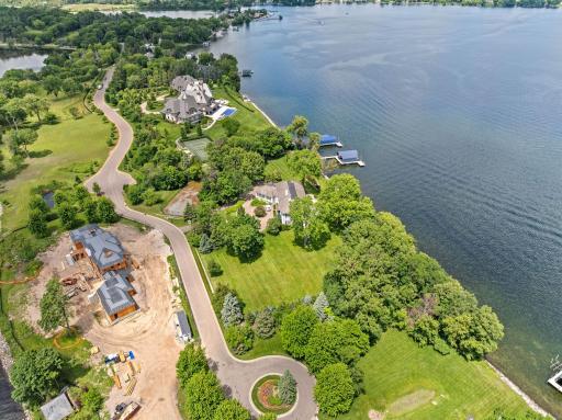 1480 Bracketts Point Road, Wayzata, MN 55391