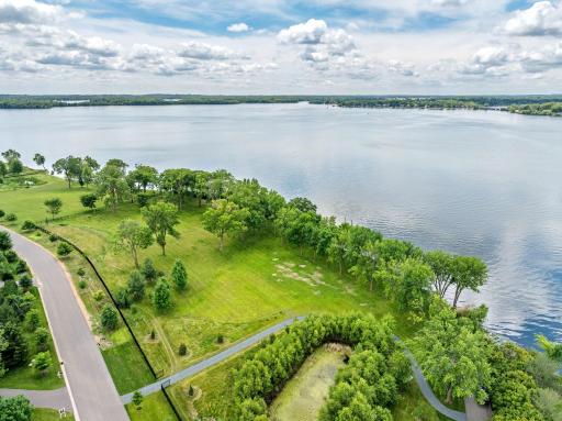 1365 Bracketts Point Road, Wayzata, MN 55391