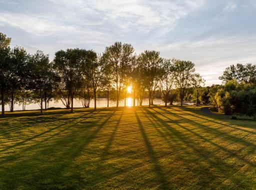 1365 Bracketts Point Road, Wayzata, MN 55391