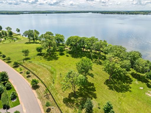 1415 Bracketts Point Road, Orono, MN 55391
