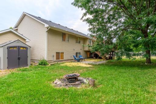 15071 Appaloosa Trail NE, Prior Lake, MN 55372