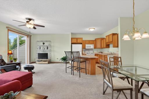20016 Heritage Drive, Lakeville, MN 55044