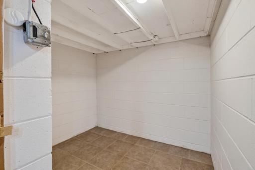 Great option for wine cellar, food storage, etc.