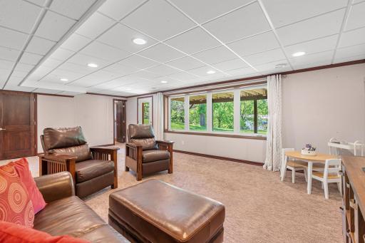 68-web-or-mls-706-23rd-st-sw.jpg