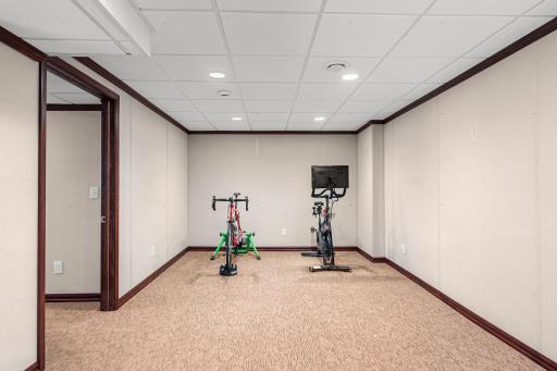 66-web-or-mls-706-23rd-st-sw.jpg