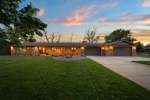 Photo for 706 23rd Street SW, Austin, MN 55912 - listing #7084922 706 23rd Street SW, Austin, MN 55912