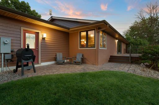 88-web-or-mls-706-23rd-st-sw.jpg