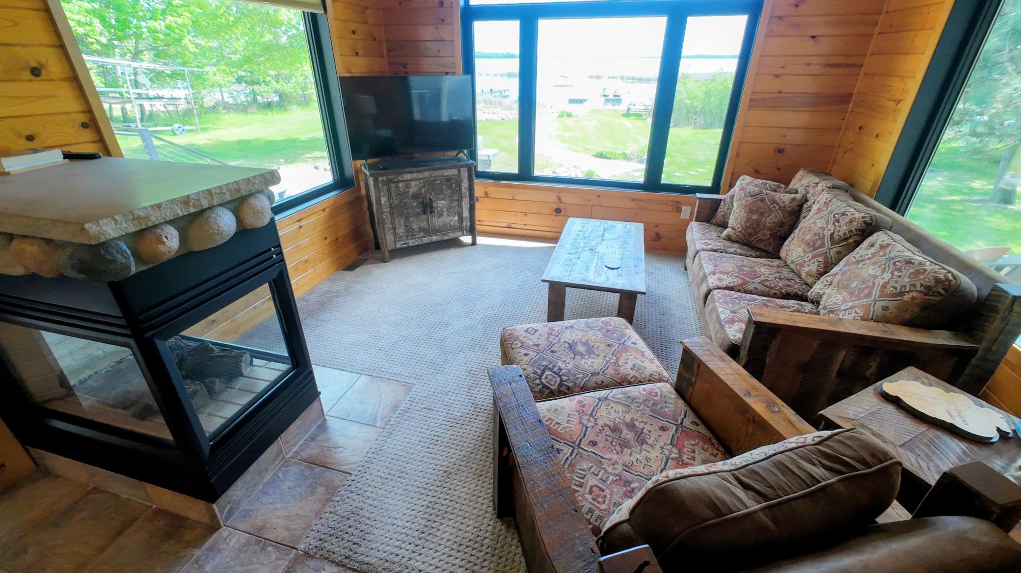 DJI_20260601135826_0388_D~2 sun room.JPG