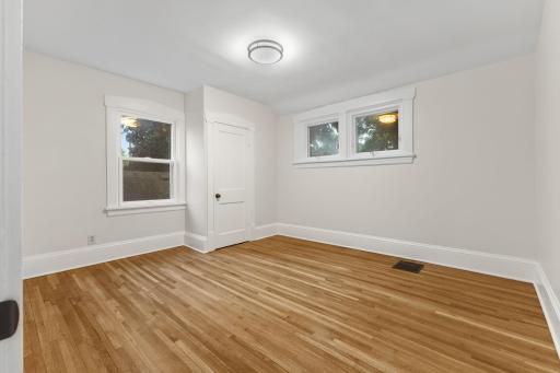 6045 Clinton Avenue, Minneapolis, MN 55419