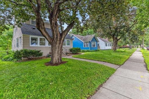 6045 Clinton Avenue, Minneapolis, MN 55419