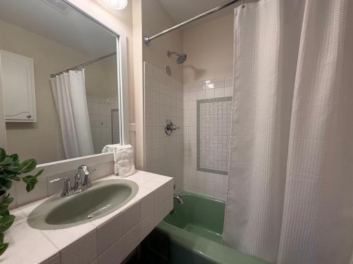 6045 Clinton Avenue, Minneapolis, MN 55419