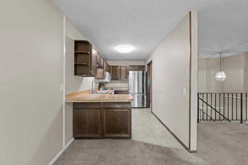 604 Portland Place, Burnsville, MN 55337