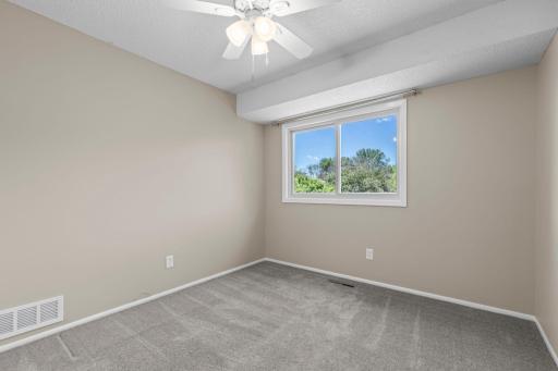 604 Portland Place, Burnsville, MN 55337