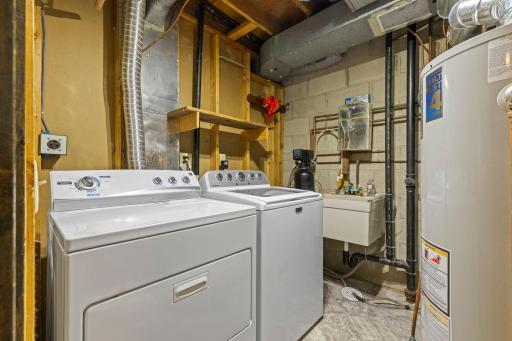 604 Portland Place, Burnsville, MN 55337
