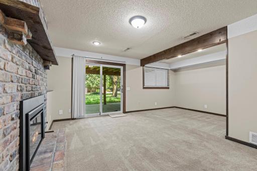 604 Portland Place, Burnsville, MN 55337