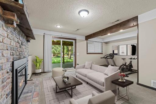 604 Portland Place, Burnsville, MN 55337