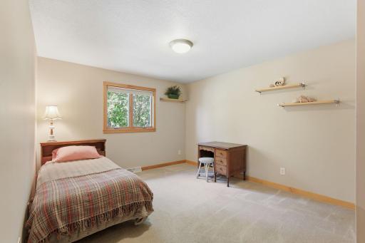 1400 Lia Drive, Northfield, MN 55057