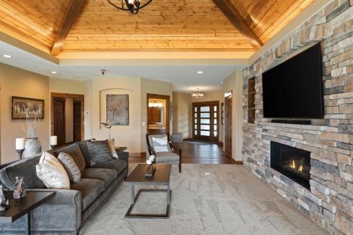 2535 110th Court NE, Blaine, MN 55449