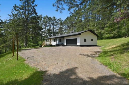 2253 Hay Lake Road, Carlton, MN 55718