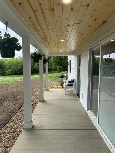2241 County Road 39 NW, Maple Lake, MN 55358