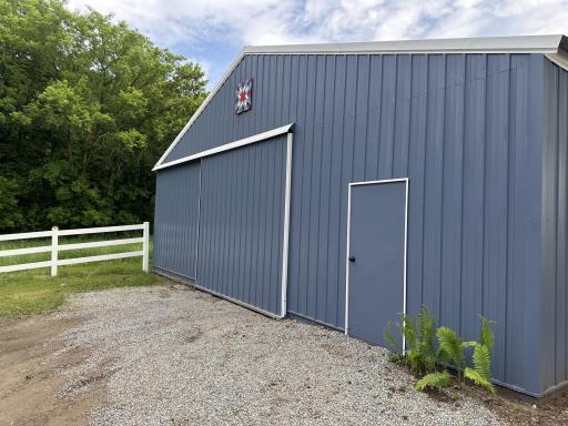 2241 County Road 39 NW, Maple Lake, MN 55358