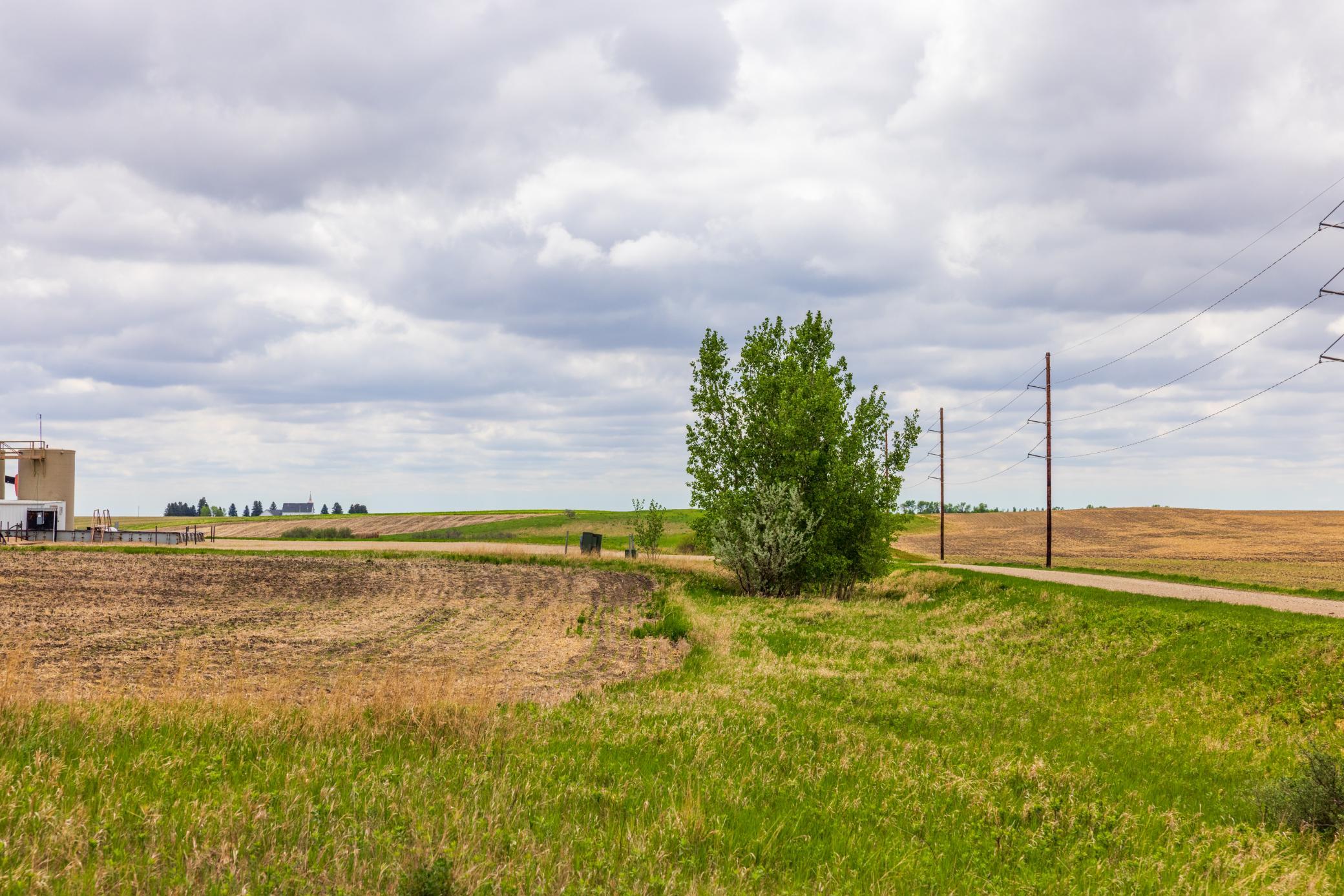 Amdak__Carbury 108+- Acres_0004.jpg