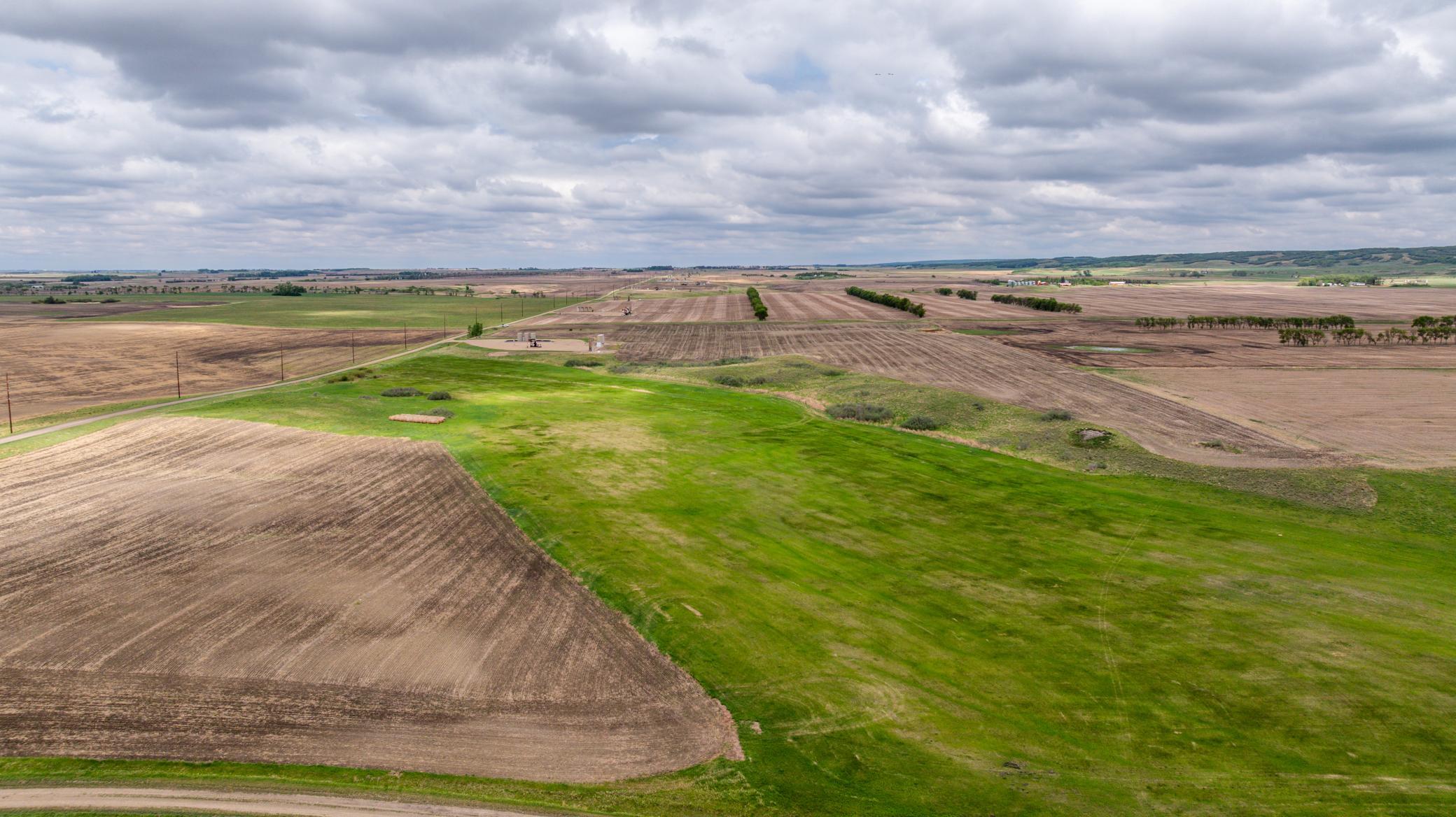 Amdak__Carbury 108+- Acres_0055.jpg