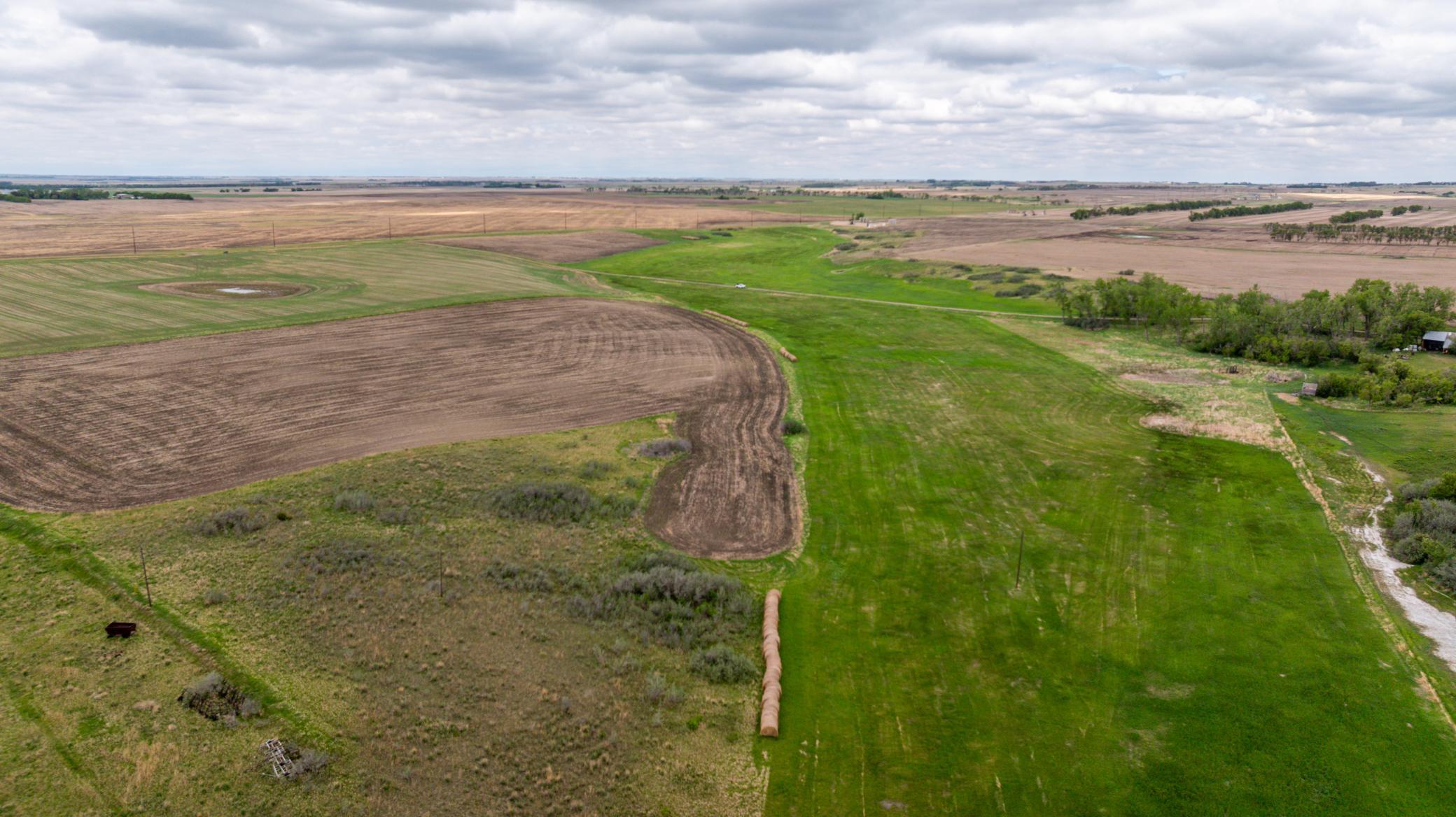 Amdak__Carbury 108+- Acres_0062.jpg