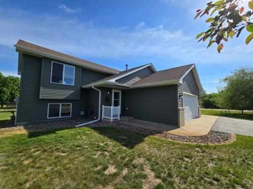 18470 91st Street SE, Becker, MN 55308