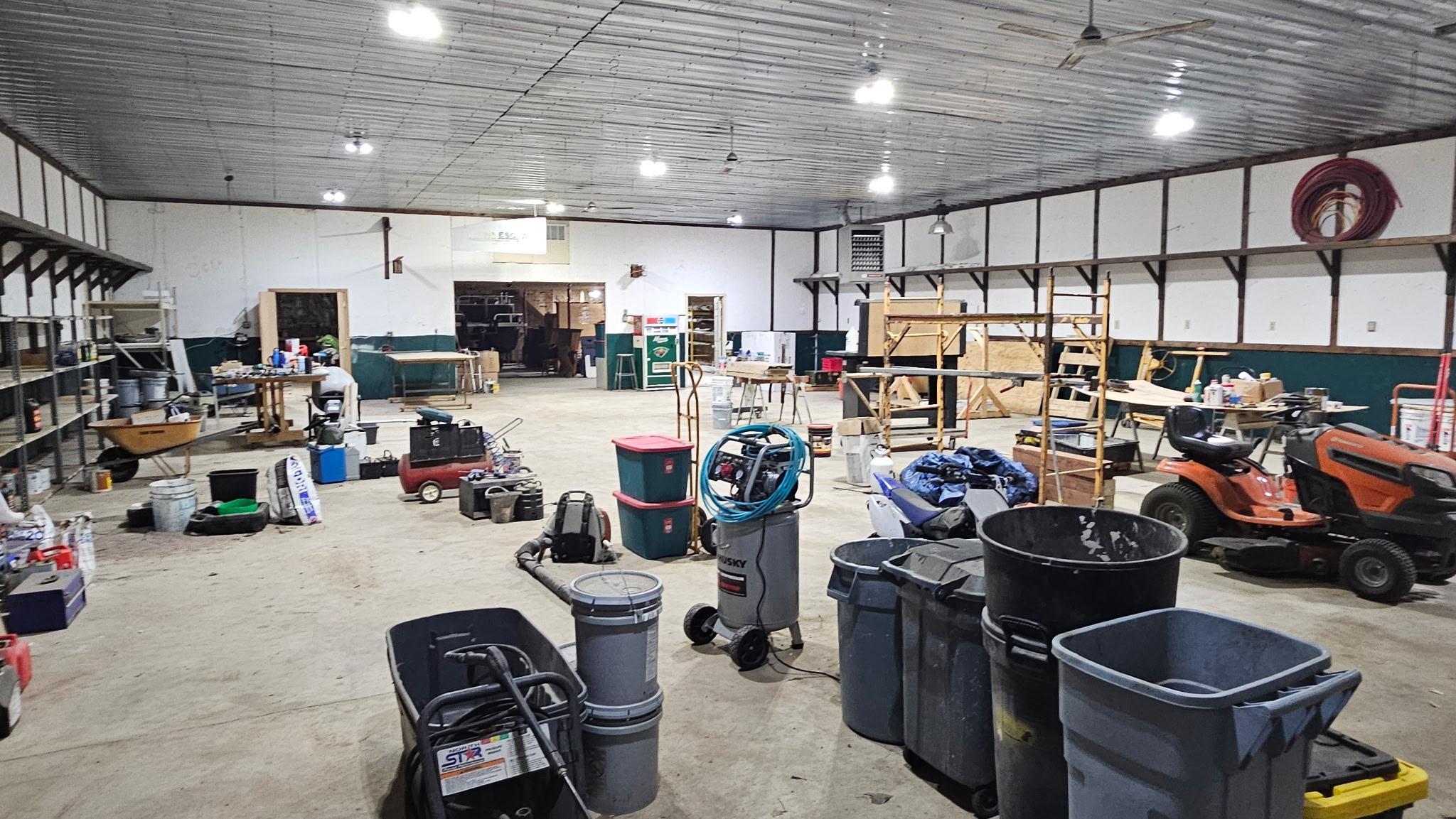 barn 1.jpg