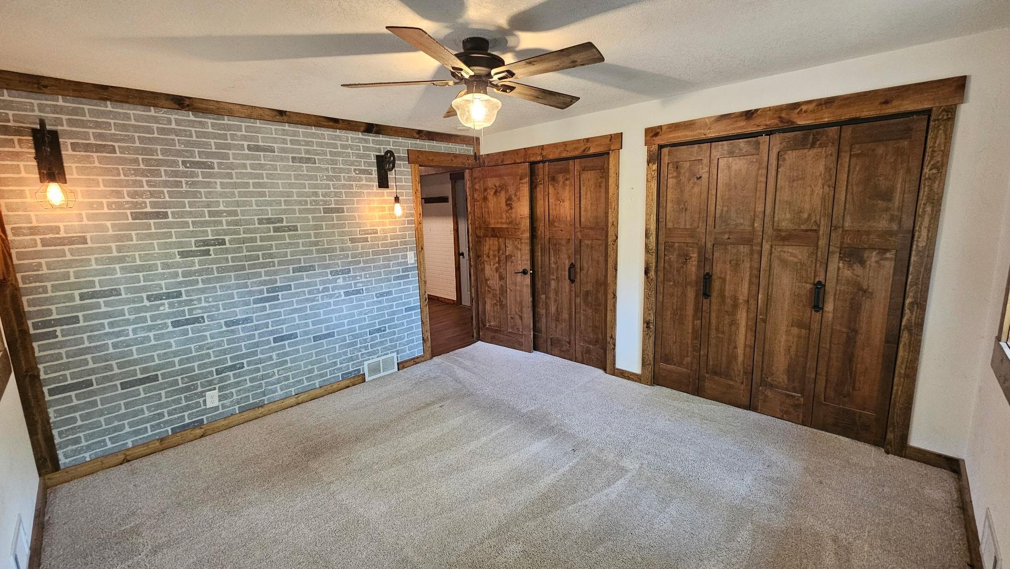 Primary Bedroom.jpg
