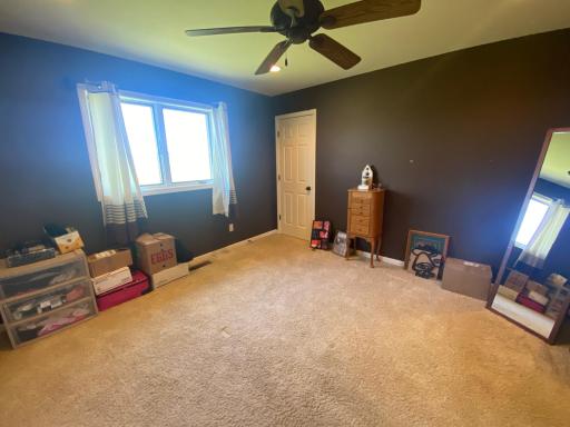 428 6th Court SE, Dover, MN 55929