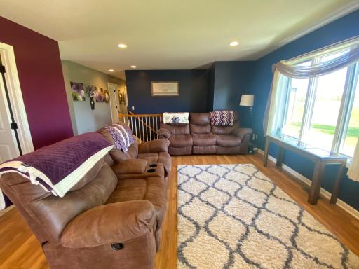 428 6th Court SE, Dover, MN 55929