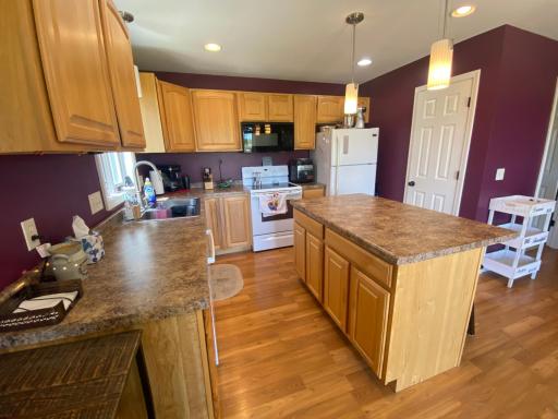 428 6th Court SE, Dover, MN 55929