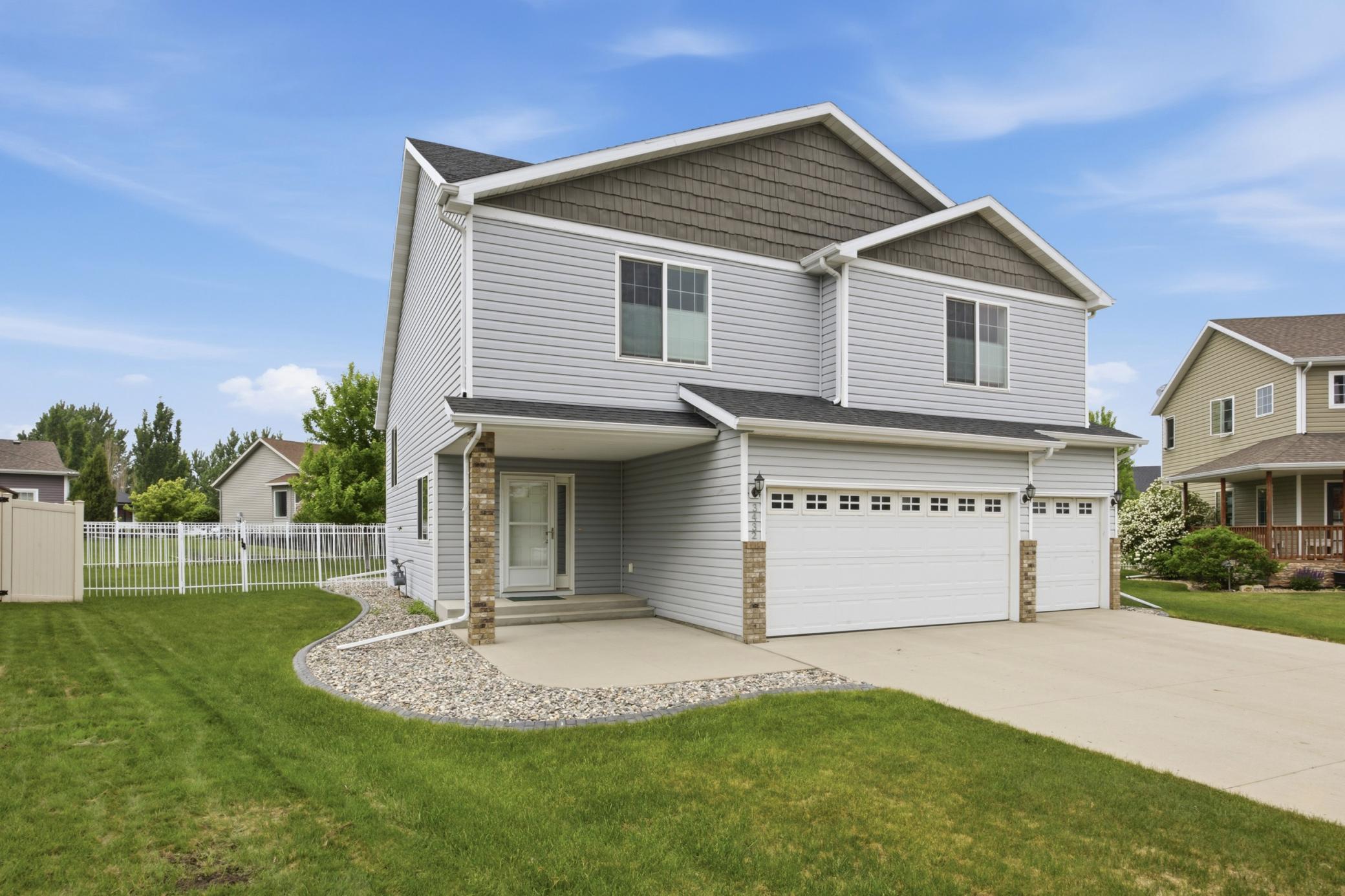 3432 Loberg Drive, West Fargo, ND 58078