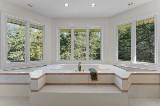 4771 Juniper Ridge Circle NW, Anoka, MN 55303