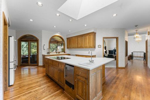 4771 Juniper Ridge Circle NW, Anoka, MN 55303