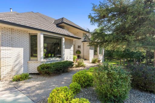 4771 Juniper Ridge Circle NW, Anoka, MN 55303